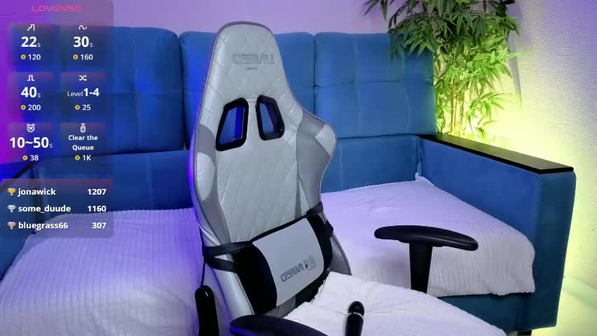 chrome_heartz Live Sex April 6, 2026