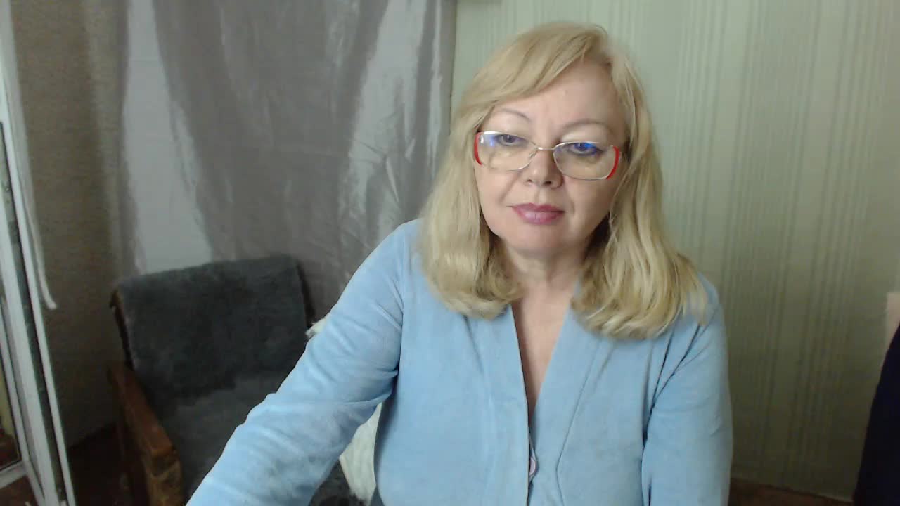 EvelynLoveShy Live Sex April 6, 2026
