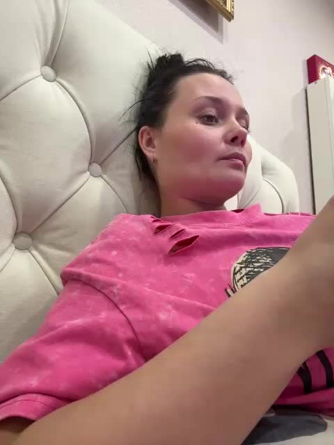 _Milashka_ Live Sex April 7, 2026