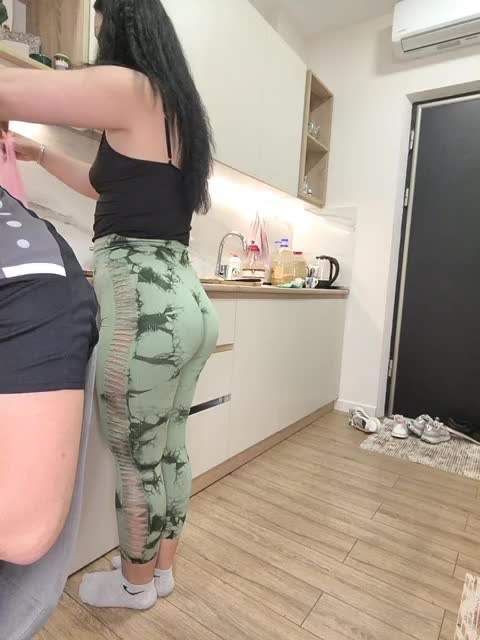 KissMyAss Live Sex April 7, 2026