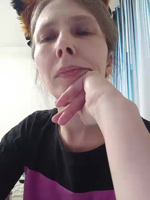 -Queen-Margo- Live Sex April 7, 2026