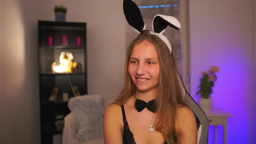 emmie_murray Live Sex April 7, 2026