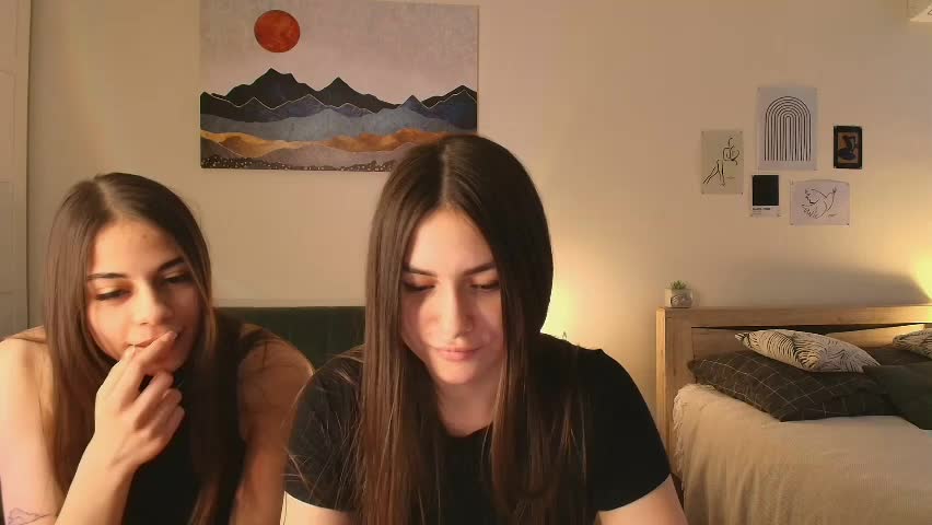 caressyourself Live Sex April 7, 2026