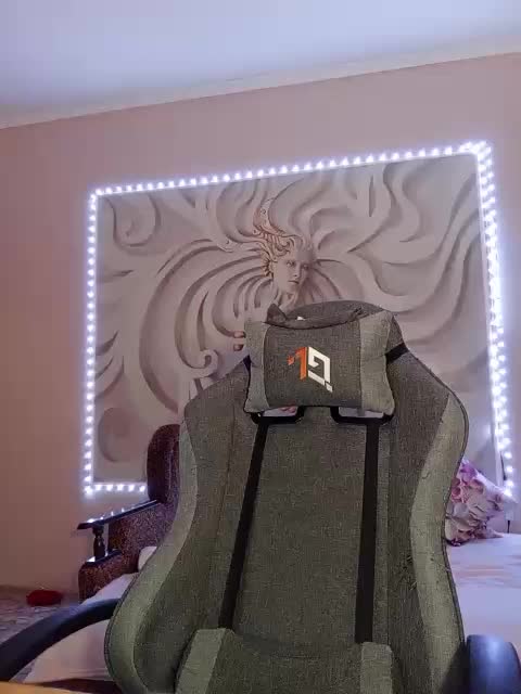 LediiFox Live Sex April 7, 2026