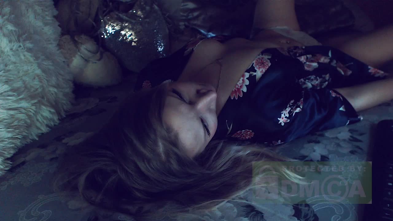 Mimi_ Live Sex April 7, 2026