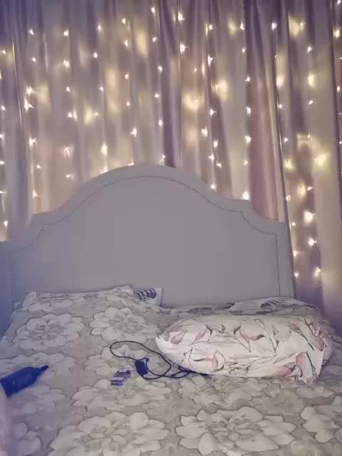 Her-Girl Live Sex April 7, 2026