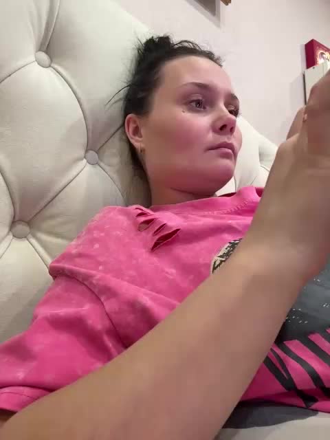 _Milashka_ Live Sex April 7, 2026