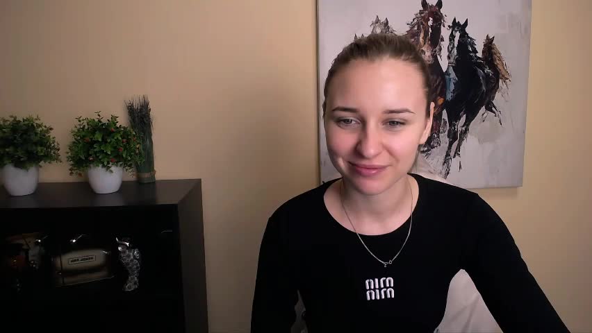 _nicole_new Live Sex April 7, 2026