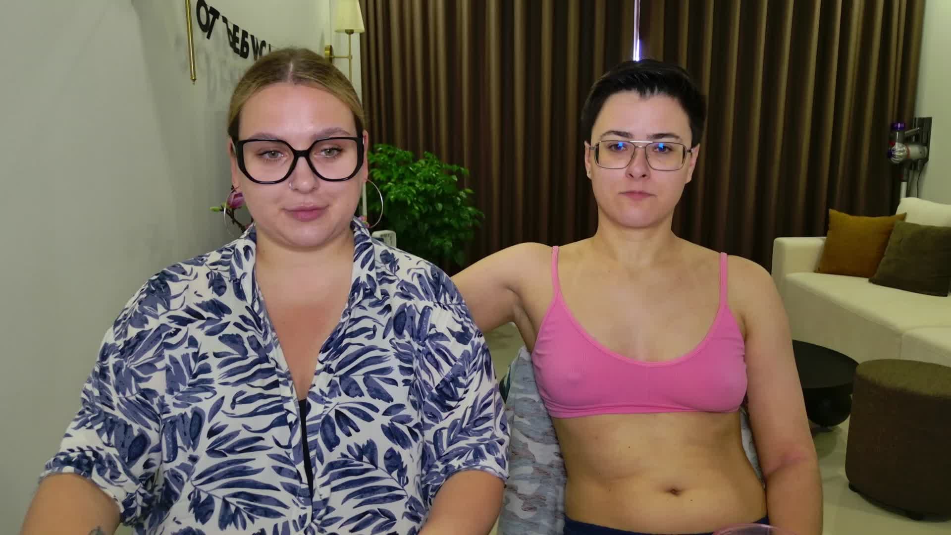 dreamteamgirls Live Sex April 7, 2026