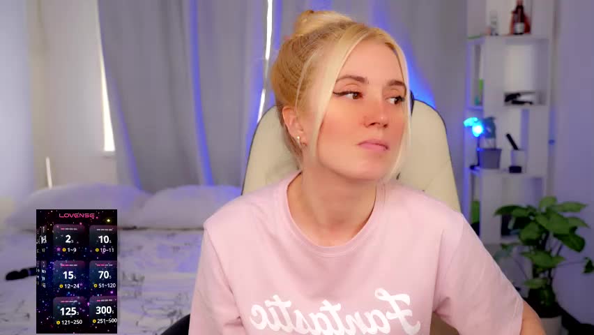 super_peach_stream Live Sex April 7, 2026