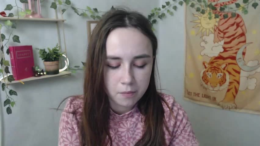 veryveryvery_shy Live Sex April 7, 2026