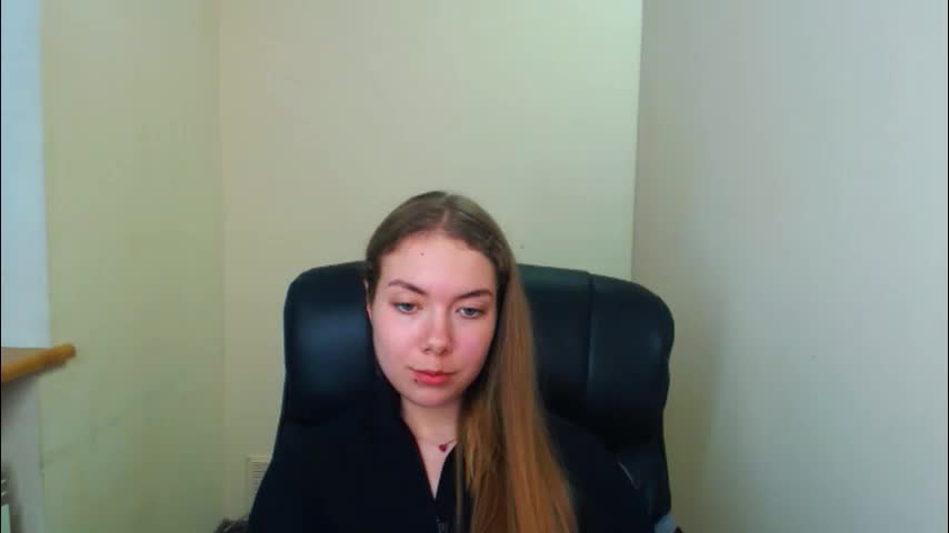 zoey_deuttch Live Sex April 7, 2026