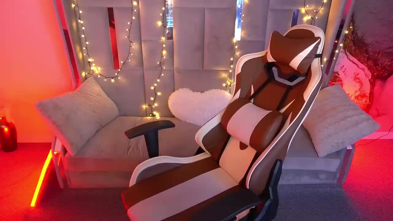 AmazonkaStarrr Live Sex April 7, 2026