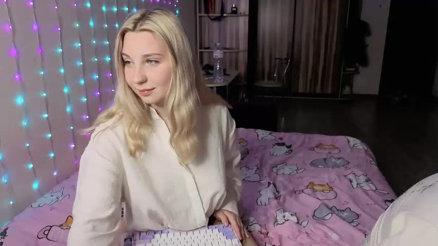 lollove24 Live Sex April 7, 2026