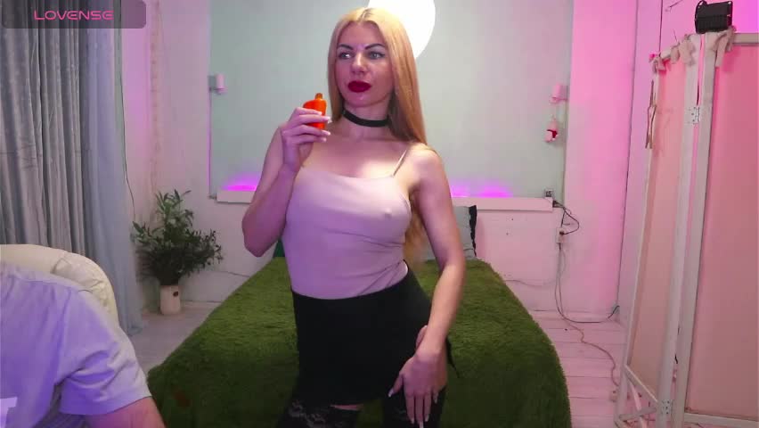 alisaaleks Live Sex April 7, 2026
