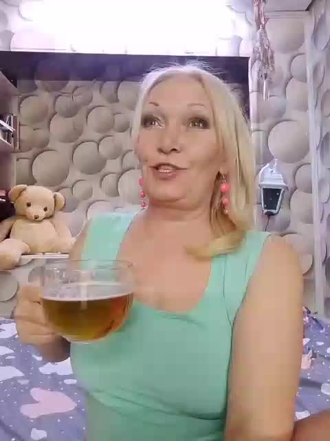 LizSage Live Sex April 7, 2026