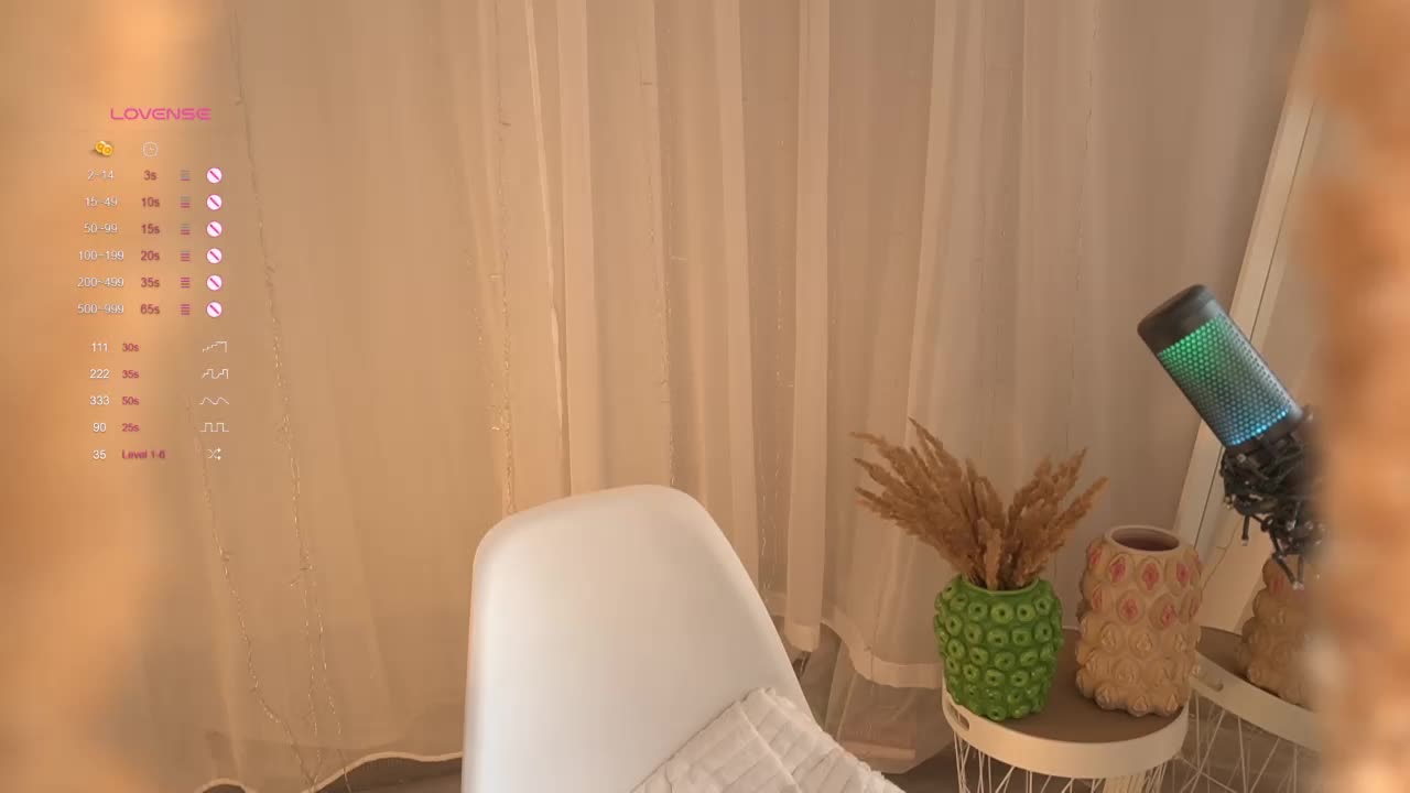 PONI_DI Live Sex April 7, 2026