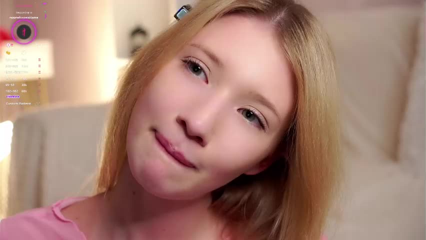 sunnmoonn Live Sex April 7, 2026