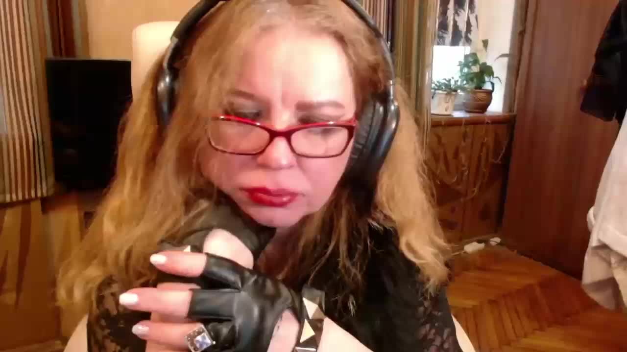 NormaGin Live Sex April 7, 2026