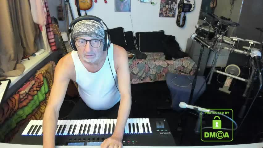 win2win Live Sex April 7, 2026