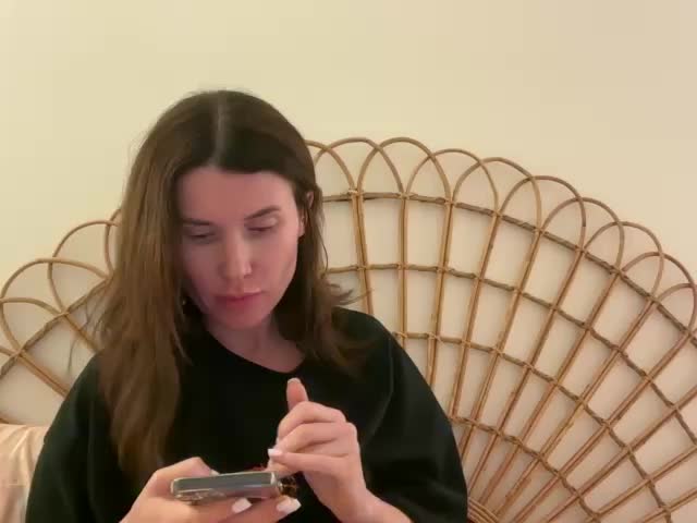 ZoiKissy Live Sex April 7, 2026