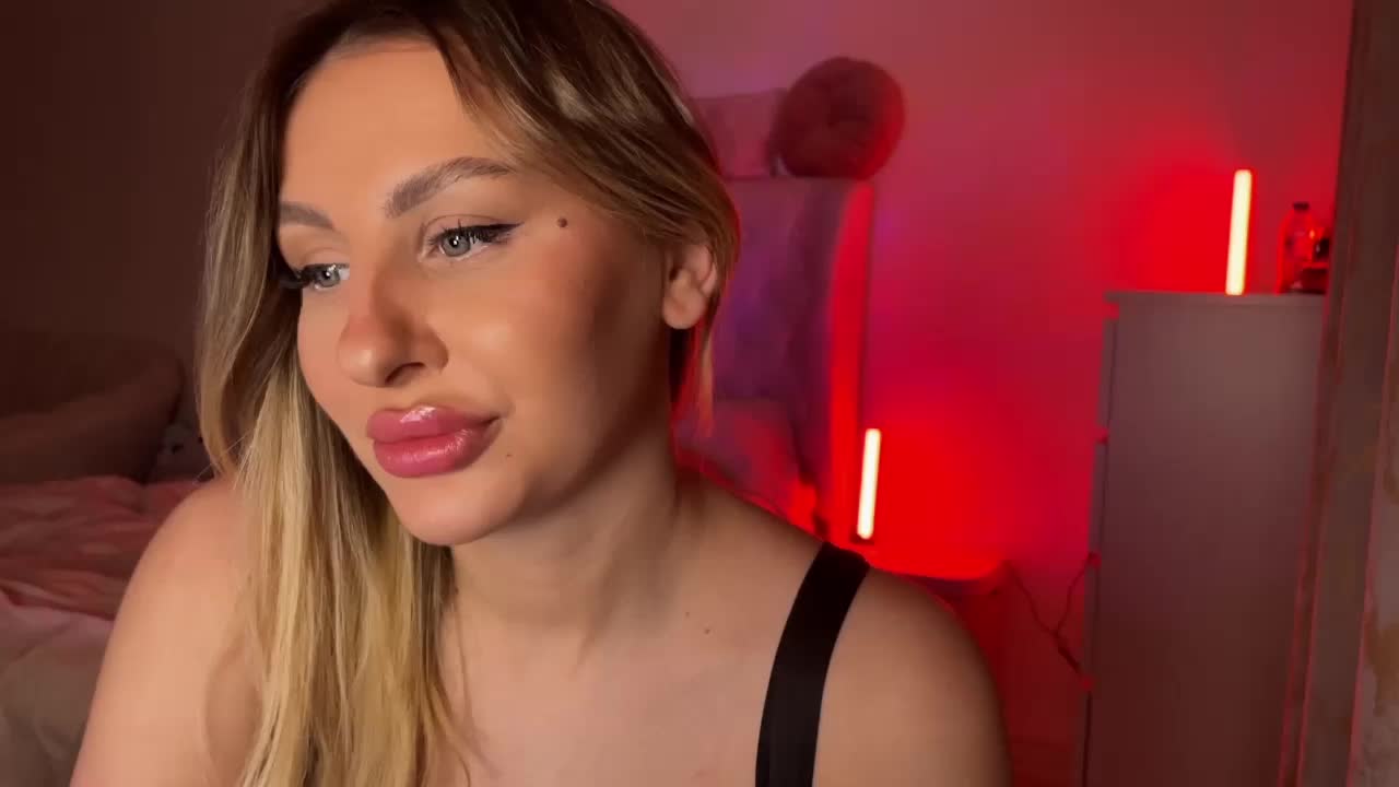 LexyRose Live Sex April 7, 2026