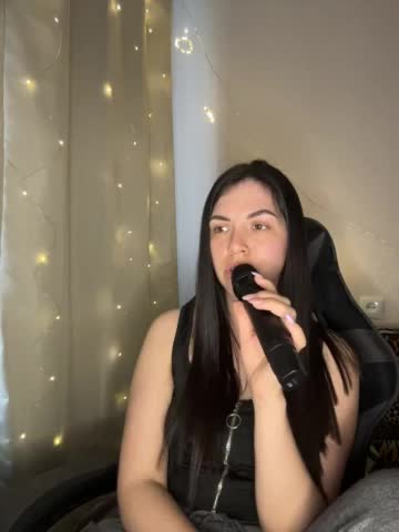Vika19981 Live Sex April 8, 2026