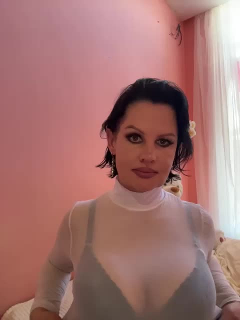 RoyalBreasts Live Sex April 8, 2026
