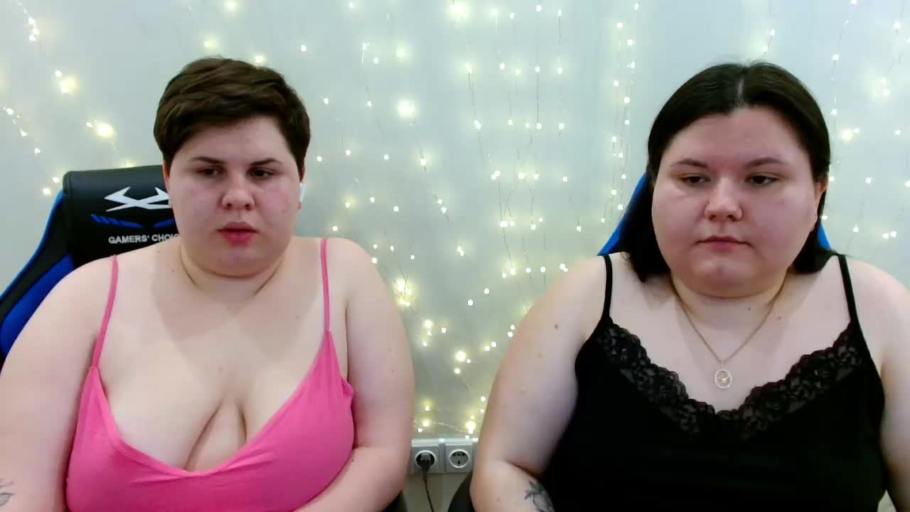 BeckyAndEllen Live Sex April 8, 2026