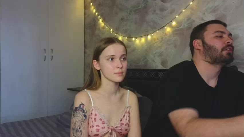 taiti_fox_cub Live Sex April 8, 2026