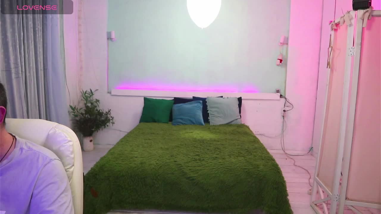 AlisaAleks Live Sex April 8, 2026