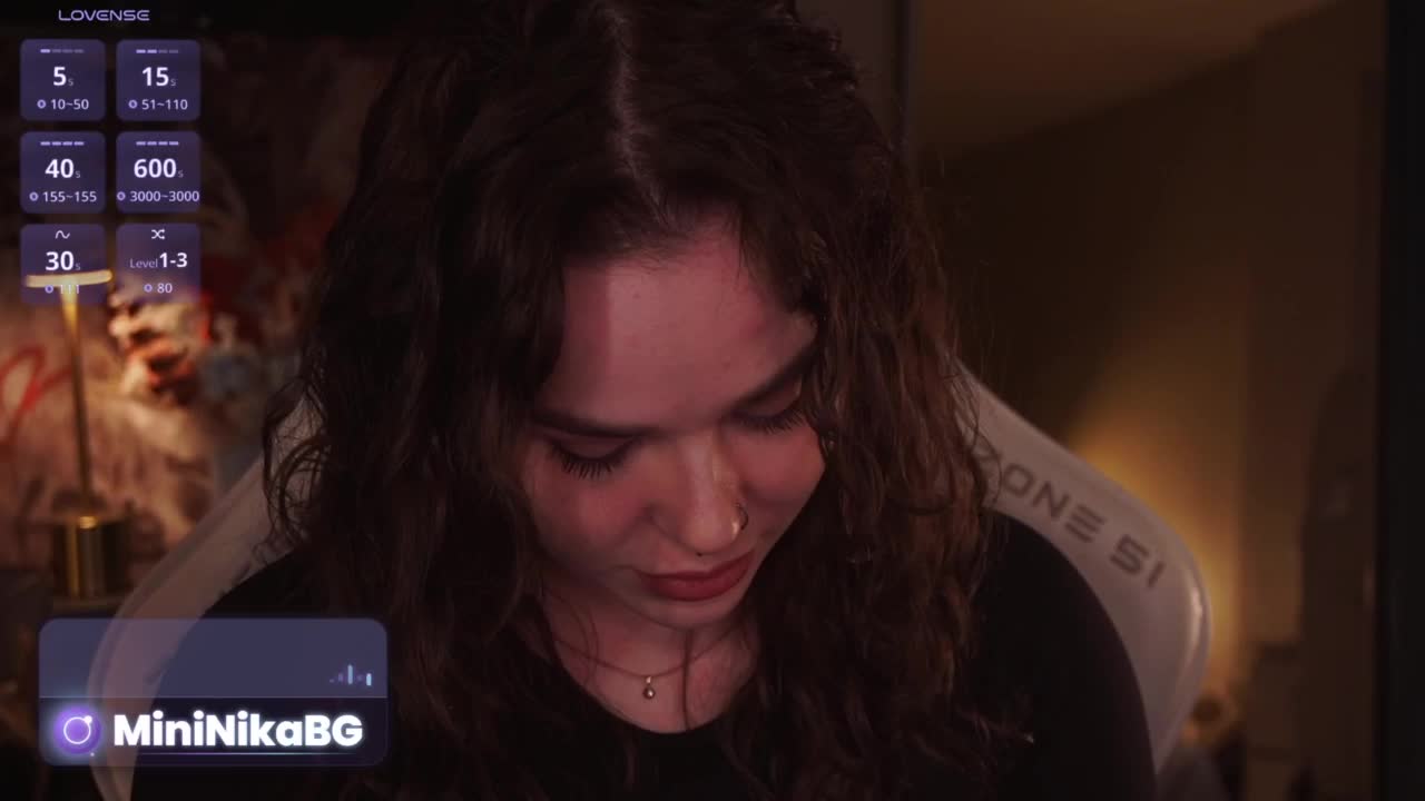 MiniNika Live Sex April 8, 2026