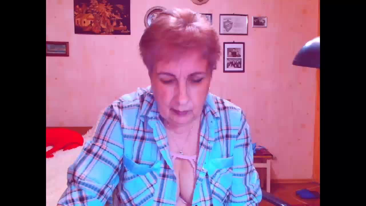 Victoria5643 Live Sex April 8, 2026