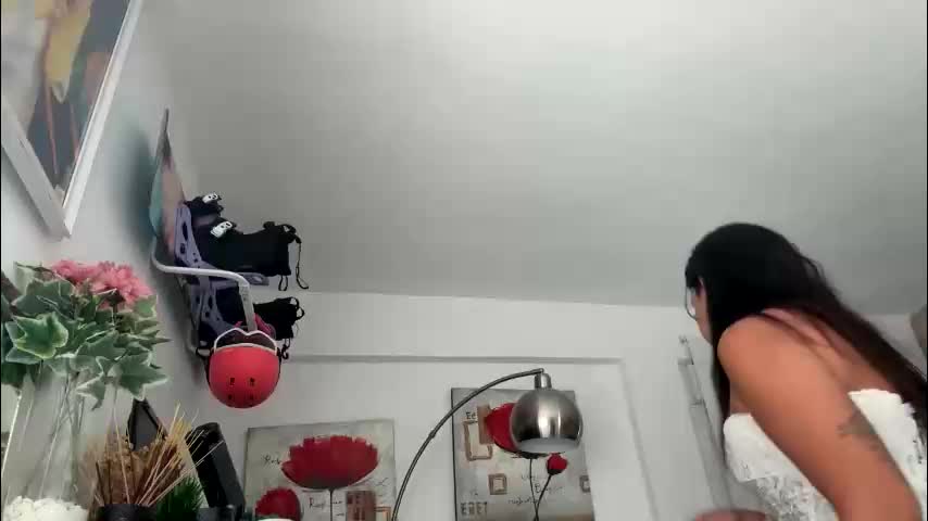_elena_barra Live Sex April 8, 2026