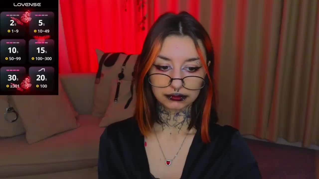 MistressMarcelline Live Sex April 8, 2026