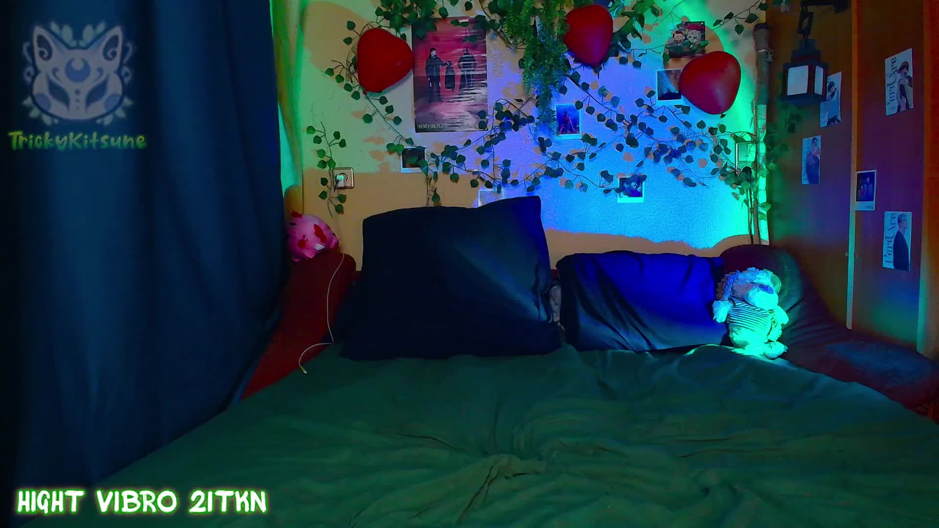 Tricky_Kitsune Live Sex April 8, 2026