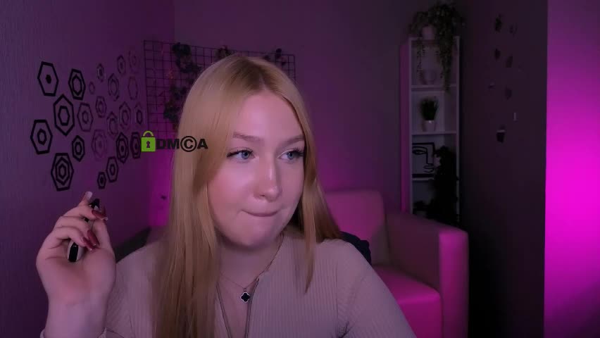 playful_sophie Live Sex April 8, 2026