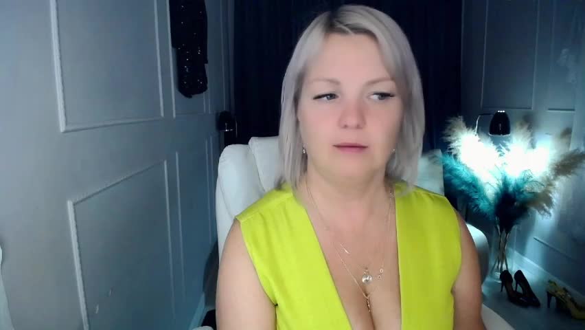 emmmam Live Sex April 8, 2026