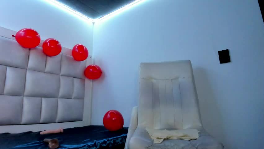 lulu_js_ Live Sex April 8, 2026