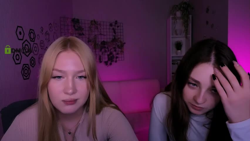 playful_sophie Live Sex April 8, 2026