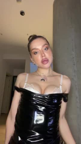 MistressX555 Live Sex April 8, 2026