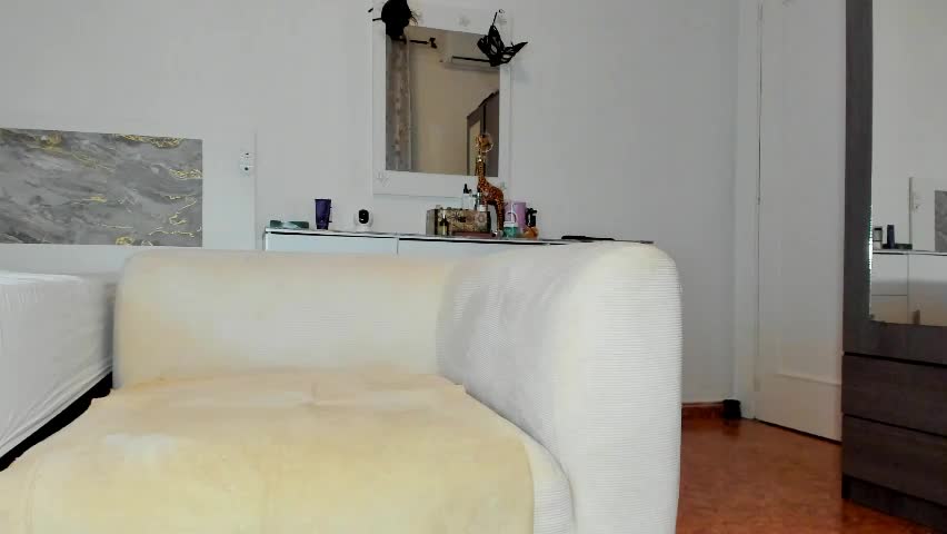 anisialuna_ Live Sex April 8, 2026