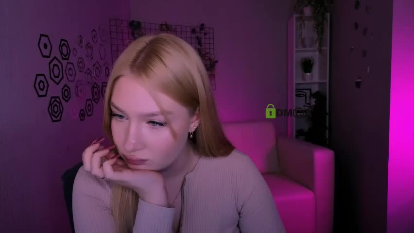 playful_sophie Live Sex April 9, 2026