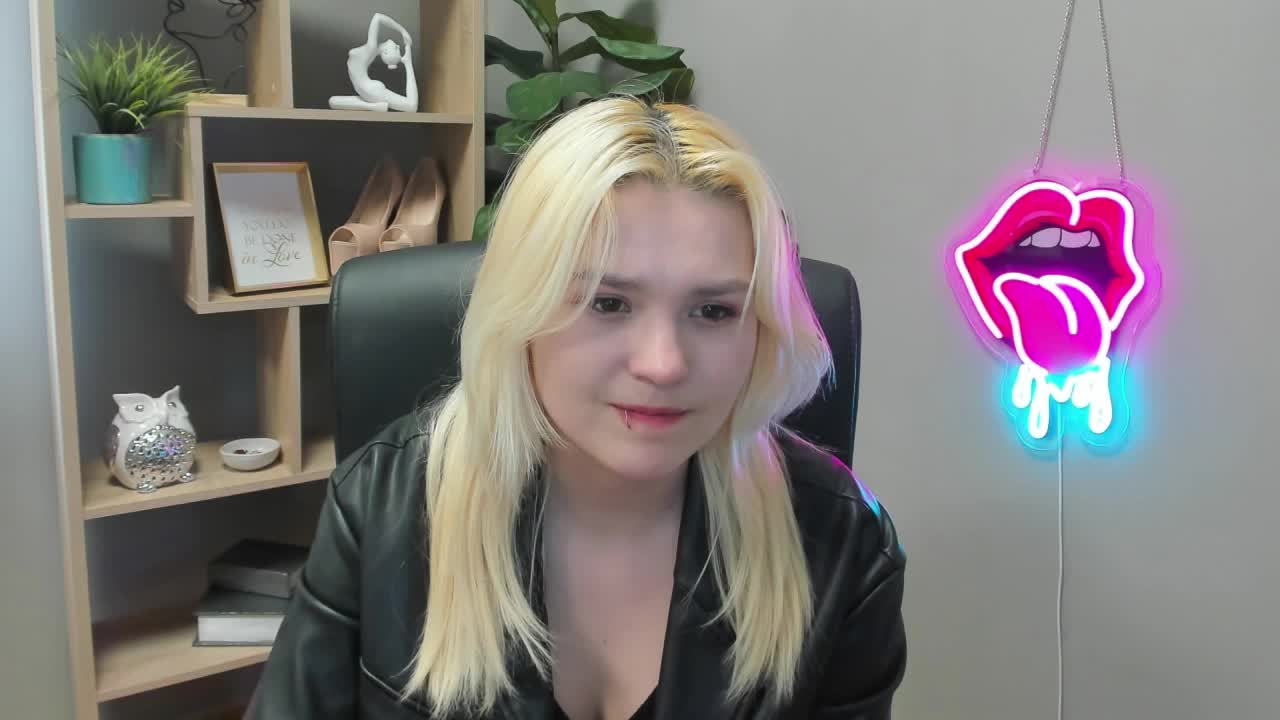SweetLilyxo Live Sex April 9, 2026