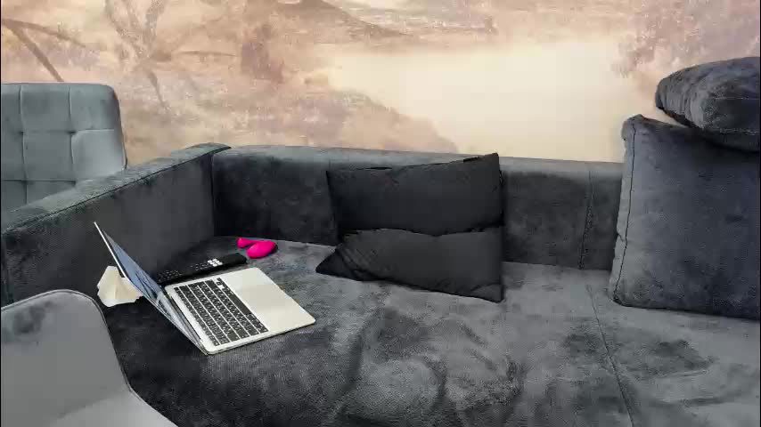 luis7777hui Live Sex April 9, 2026