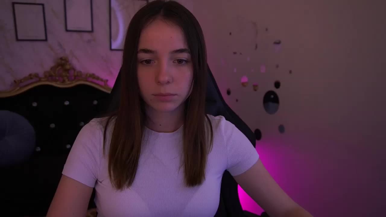 BabeDollie Live Sex April 9, 2026
