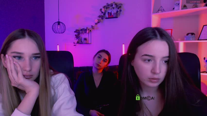 leslie_bird Live Sex April 9, 2026