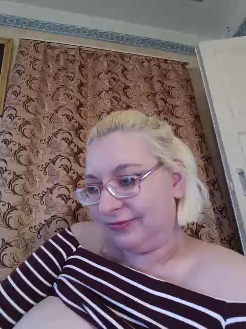 Vika211 Live Sex April 9, 2026