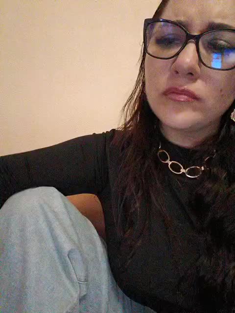 Sofa999 Live Sex April 9, 2026