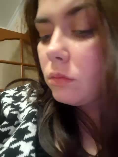Naturally_Mom Live Sex April 9, 2026